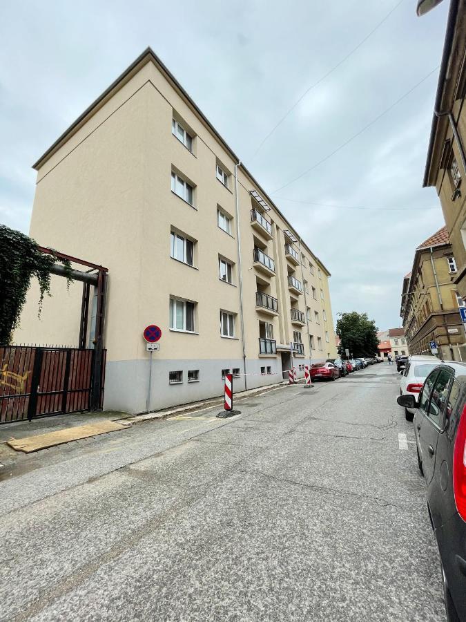 Apartamento Podtatranskeho Old Town Košice Exterior foto